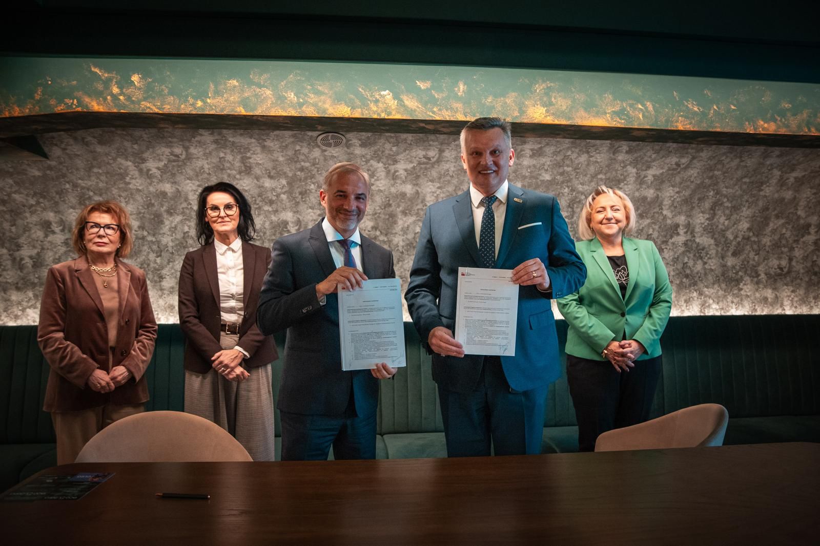 WhatsApp Image 2025-10-16 at 09.23.14